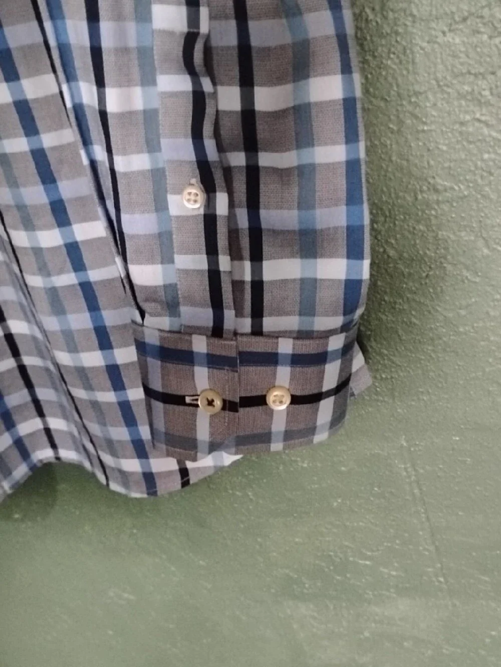 Banana Republic Light Blue and Gray Plaid Button-Down Shirt